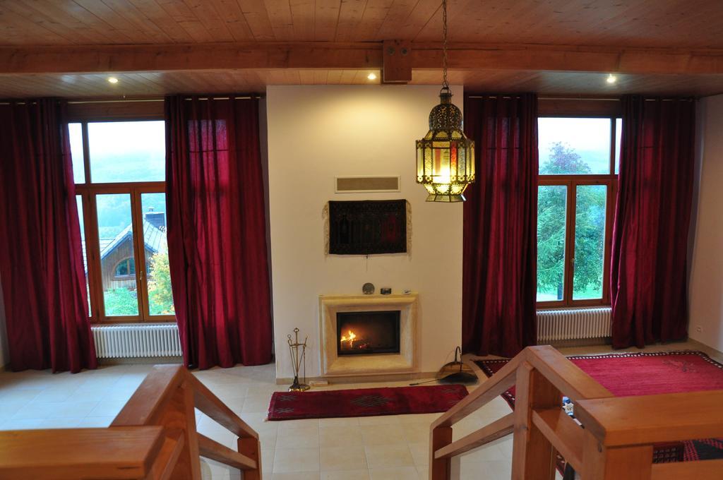 Chalet Le *